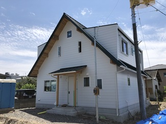 新築住宅の屋根、外壁、雨樋工事