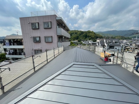 築25年経つ住宅屋根を減災ルーフに葺き替え