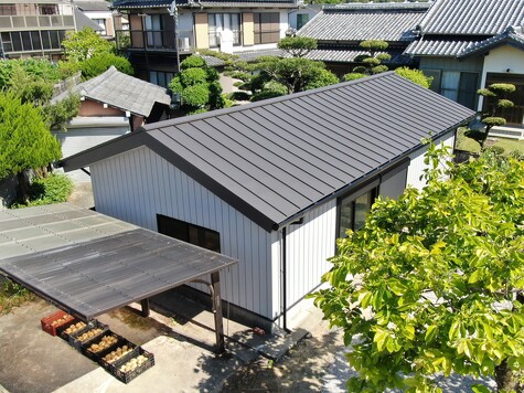 劣化が激しかった建物が減災遮熱ルーフガルパワーで生まれ変わり